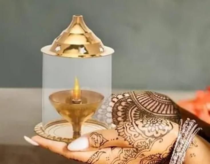 Brass Akhand Diya with Borosilicate Glass